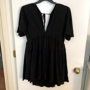 Olaesa Black, Lined V neck  Dress/Cover up, short sleeve, Size L